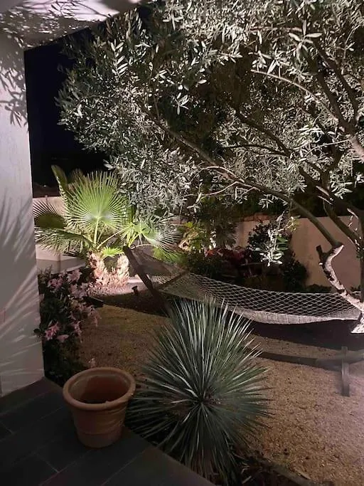 Maison Tia Cassis 0*,